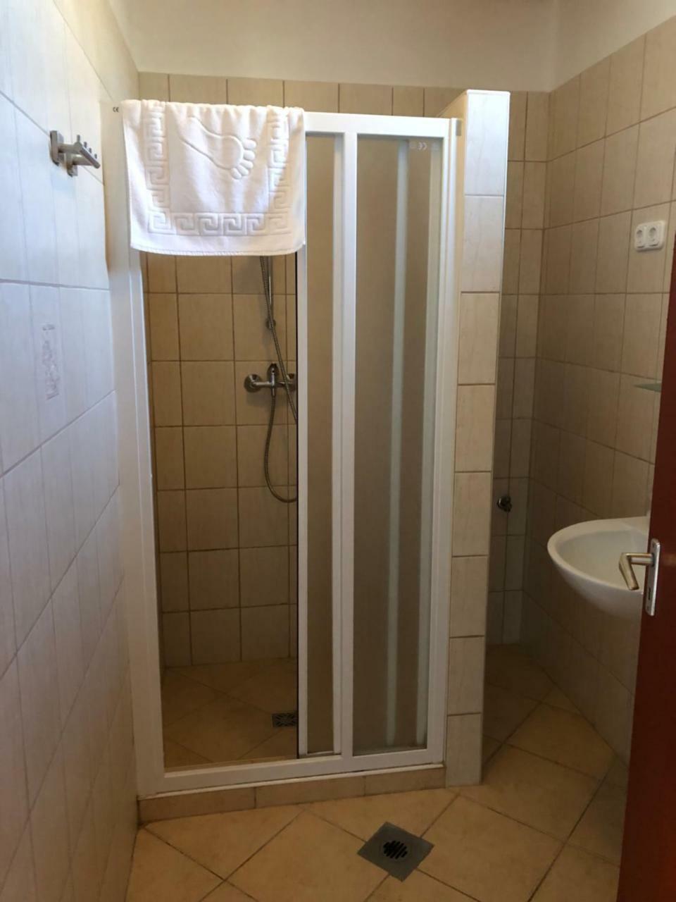 Hotel Tisza-Kert Vendeghaz -Tisza-Kert Vendeghaz II Tiszafüred Exteriér fotografie